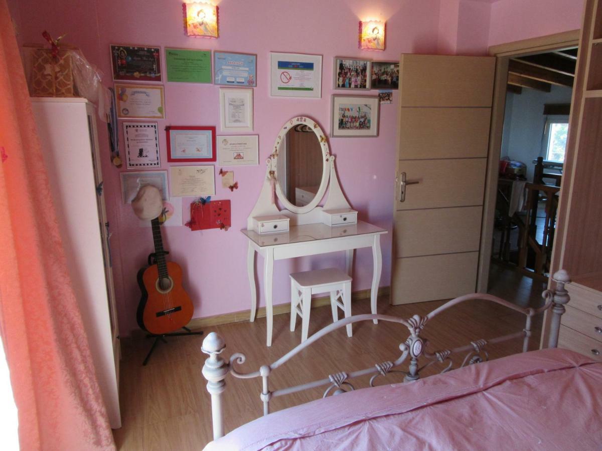 Villa Maria Louiza Near Airport Artemida  Zewnętrze zdjęcie