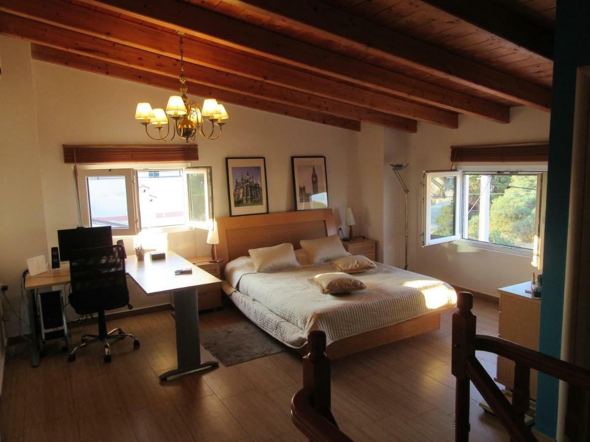 Villa Maria Louiza Near Airport Artemida  Zewnętrze zdjęcie